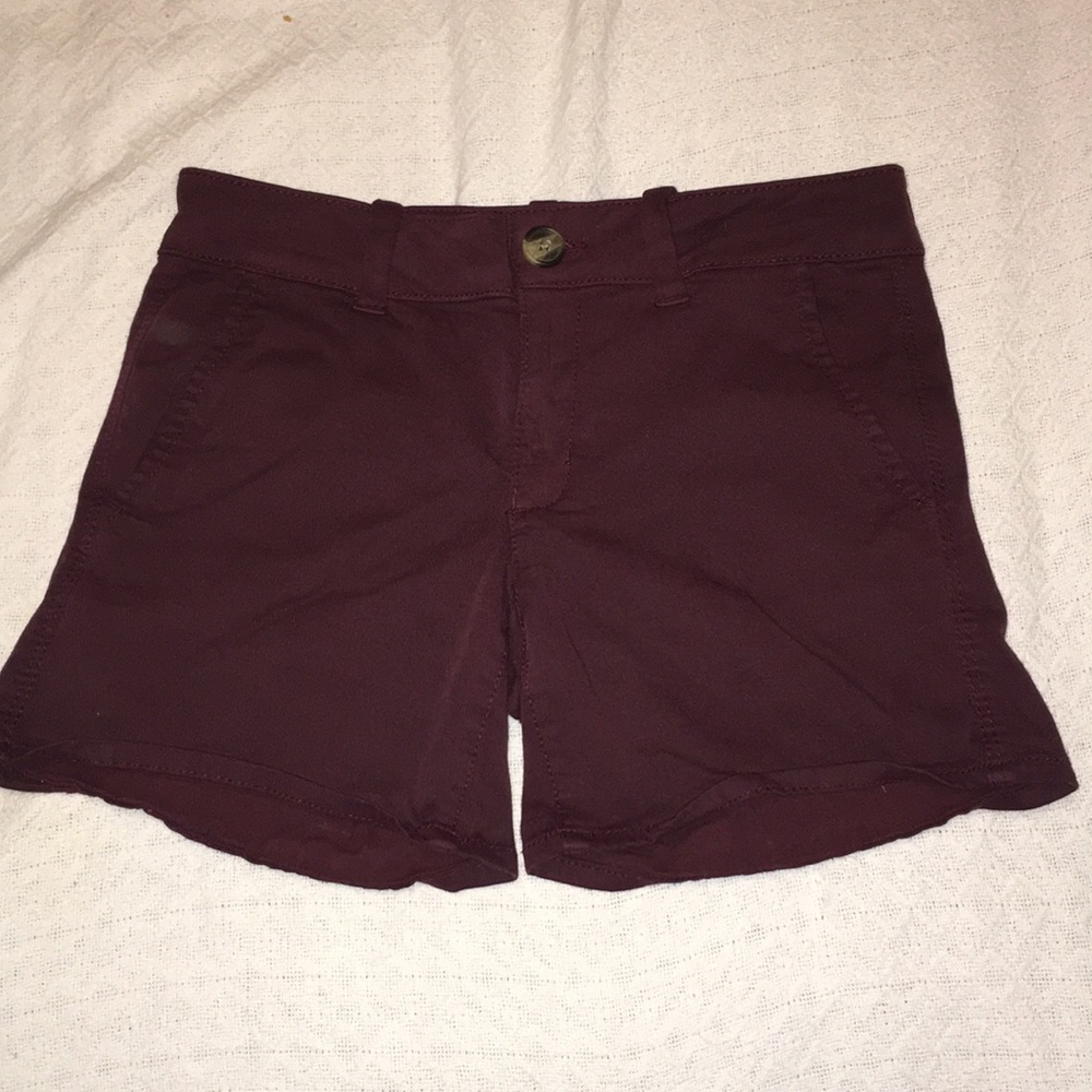 AE Twill Midi Shorts
